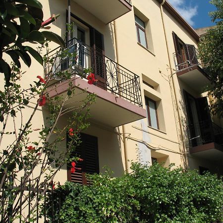 Il Giardinetto Bed & Breakfast อาลเกโร ภายนอก รูปภาพ